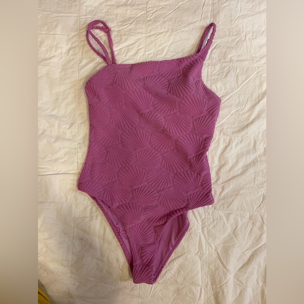 NWT Beach Riot Terry Shell One Piece Lilac - Picture 2 of 7
